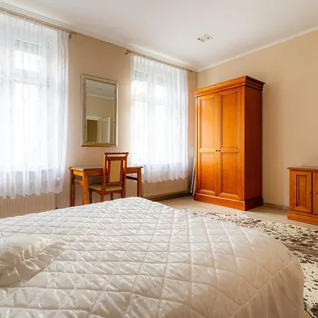 Victus Family Apartment Close To The Beach By Noclegi Renters-2